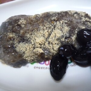 黒豆を煮たお汁の残りで、きなこ餅♪